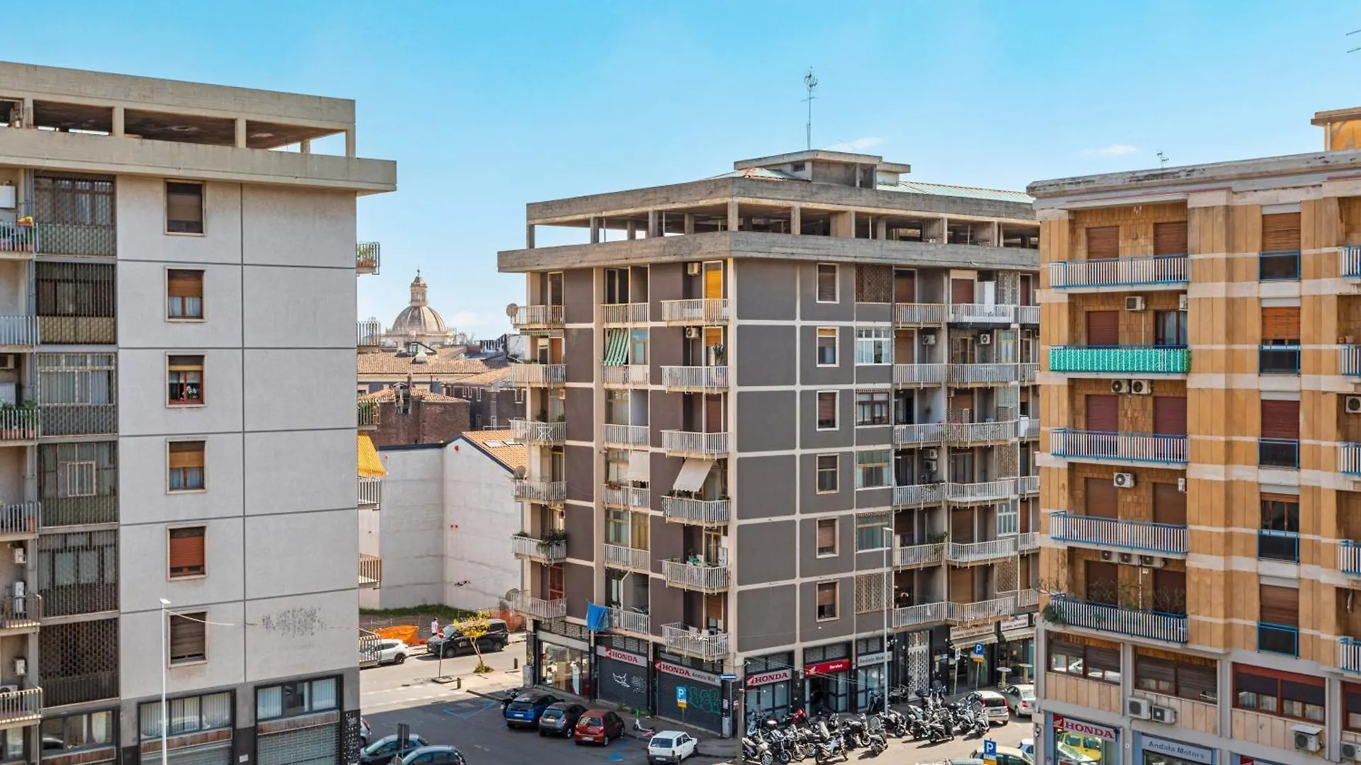 Namuri Rooms Downtown Κατάνια